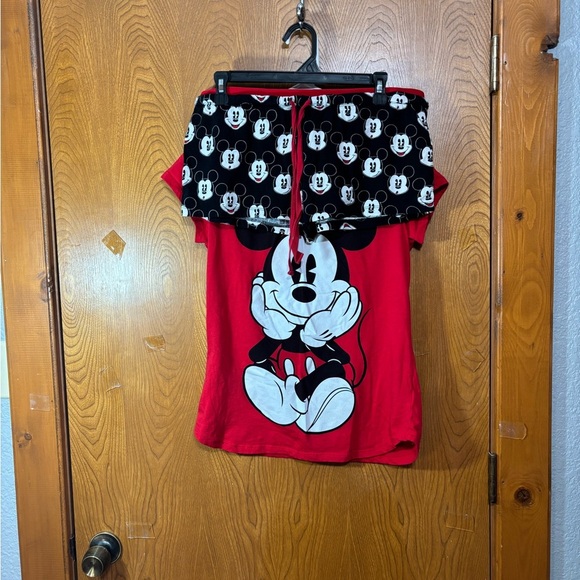 Disney Red and Black Mickey Mouse P J Top and Short Set - Picture 4 of 8